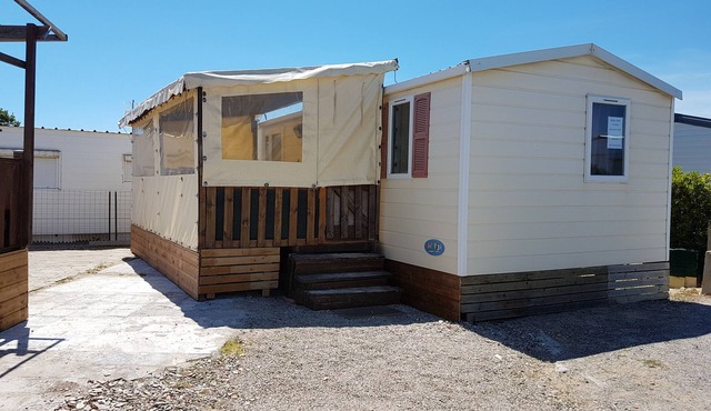 Mobile home 2 bedrooms 50m from the beach