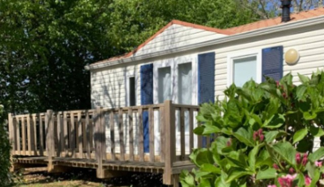 Mobile Home 27m² with Terrace in Limeuil - Sleeps 5