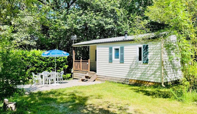 Mobile home 3 rooms with terrace in Camon