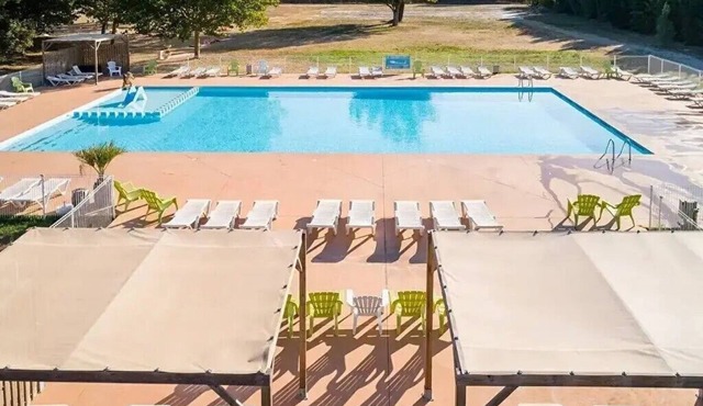 Mobile-home 6 persons air-conditioned camping 4* France