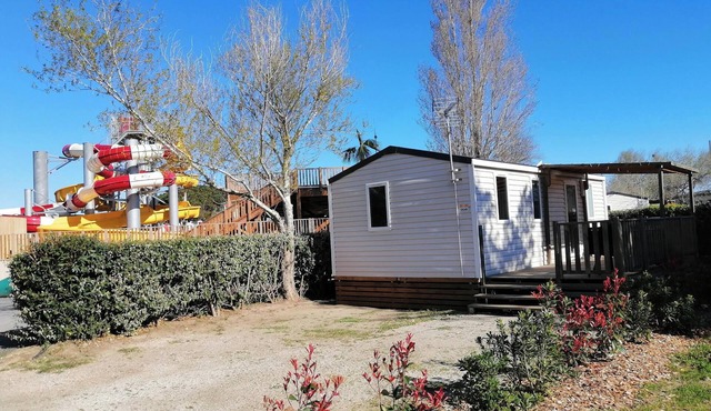 Mobile home at camping les dunes