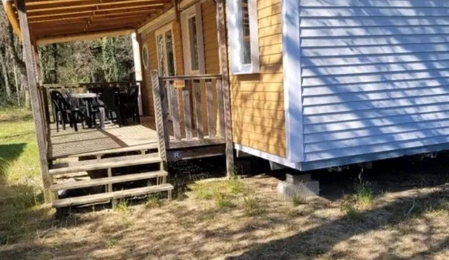 Mobile Home 'Au Bon Repos' with Private Terrace, Wi-Fi and Air Conditioning