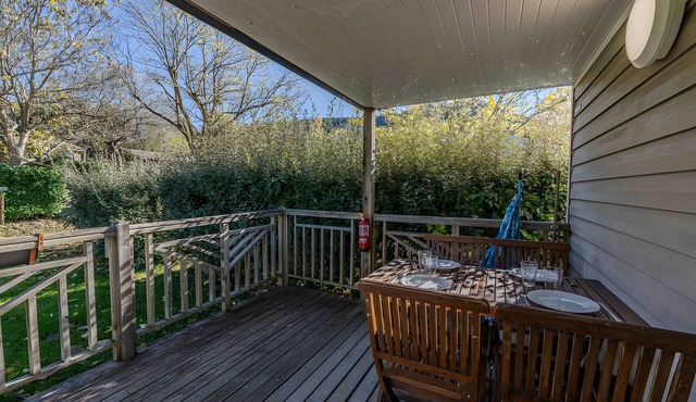 Mobile Home 'Climatisé 4 Pers' with Shared Terrace, Private Garden and Wi-Fi