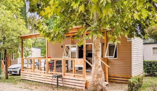 Mobile-home | Comfort | 2 Bedrooms | Sleeps 4 | Raised terrace | A/C