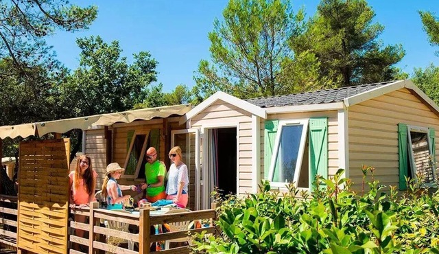 Mobile-home | Comfort | 2 Bedrooms | 4 persons | Raised terrace | TV