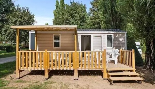 Mobile Home | Comfort | 2 Bedrooms | 4 Guests | Raised Deck | A/C in Steinach