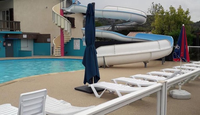 Mobile-home dans camping 4 étoiles