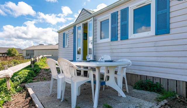 Mobile Home 'Entre Terre Et Mer' with Private Terrace and Private Garden