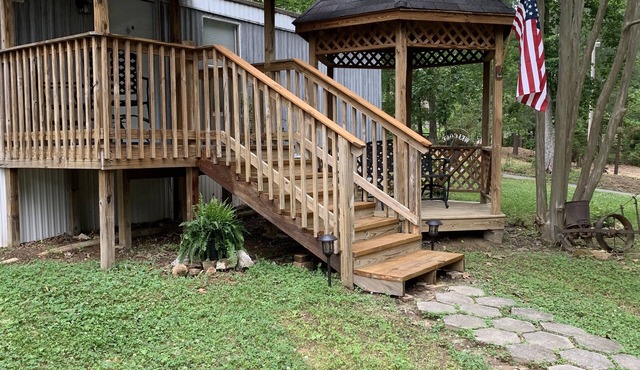 Mobile home. Everything you need. Minutes to water