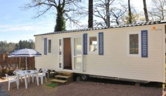Mobile Home for 4 with Terrace