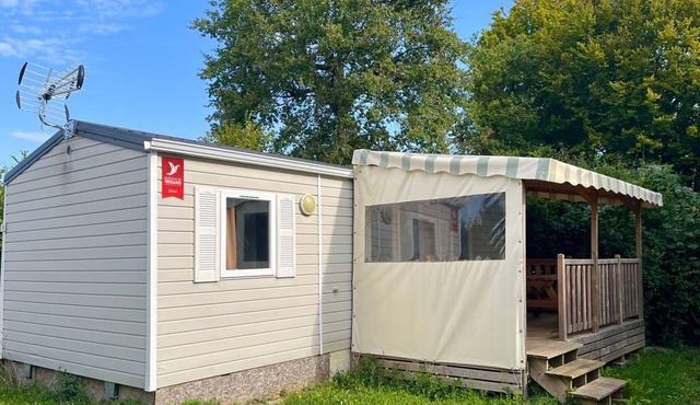 Mobile Home for 4 with Terrace