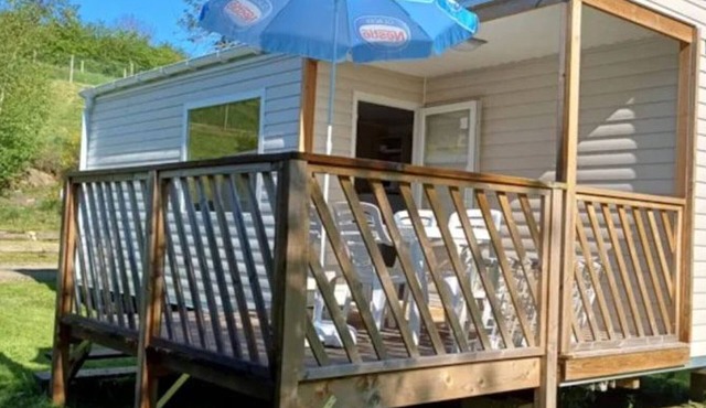Mobile home for 4 with terrace