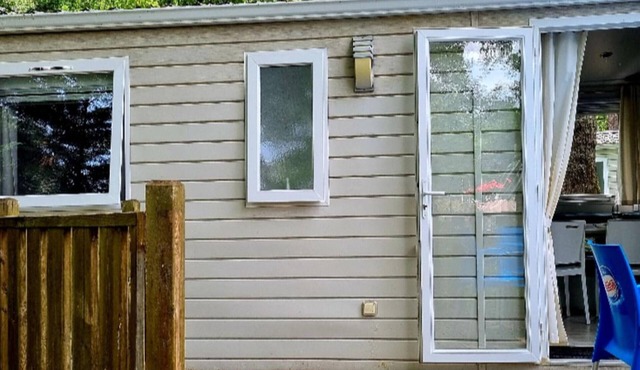 Mobile home for 6 people with terrace near Nibelle