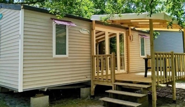 Mobile home for 6 with terrace, Mézos