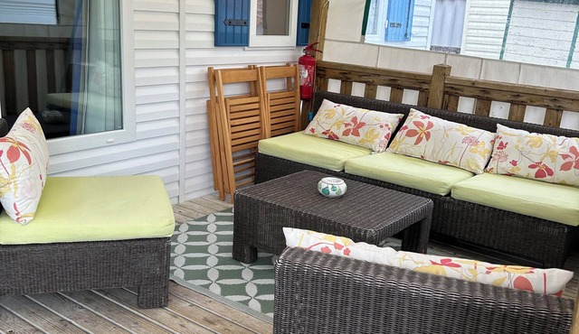 Mobile home for rent 3-star campsite 5 minutes from a pond in Thiviers