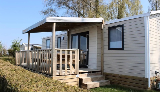 Mobile-home Nirvana 4 bedrooms - 40 m² + semi-covered terrace 8 persons