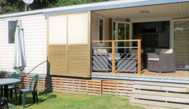 Mobile-home 4 pers with bedrooms & garden furniture