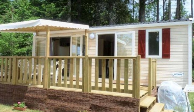 Mobile home 4 pers, 2 beds, garden and BBQ