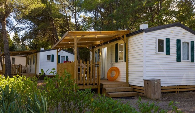 Mobile home with AC - 6 guests