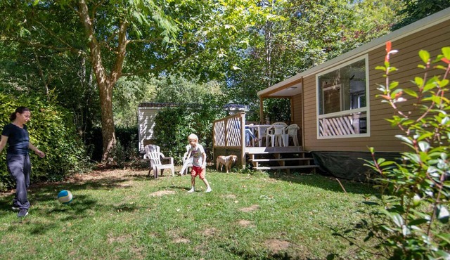 Mobile home with terrace - 5 guests