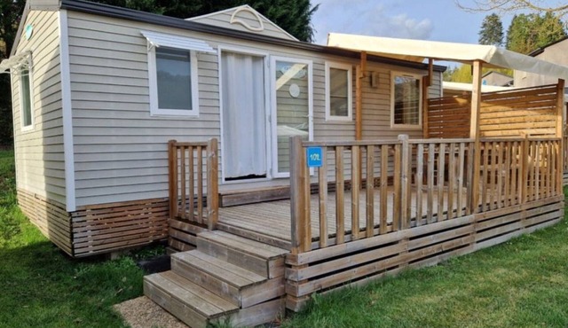 Mobile Home for 6 with Terrace