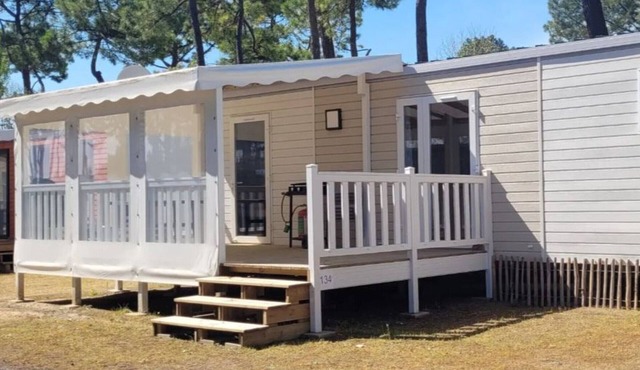 Mobile Home 34m² with Terrace - 2 Bedrooms, Sleeps 4