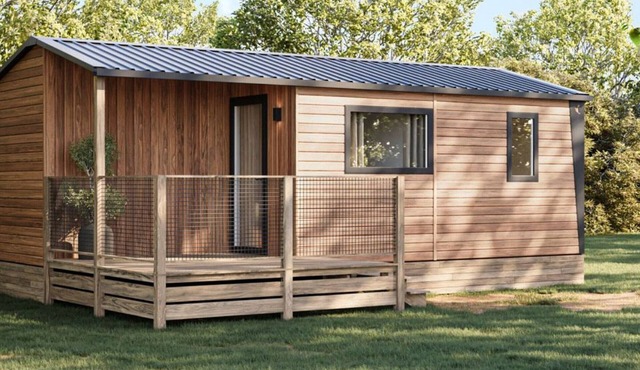 Mobile Home with Terrace in Saint-Rome-de-Tarn