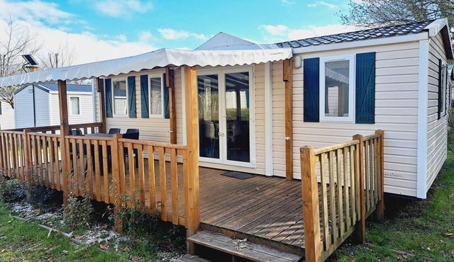 Mobile home in the heart of a 5-star campsite