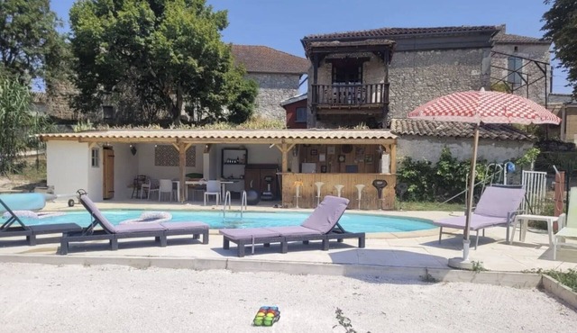 Mobile Home "Le Cottage du Lavoir" with Pool, Shared Terraces and Garden