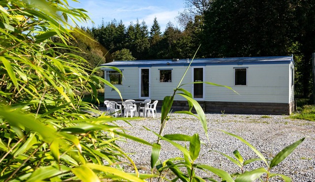 Mobile Home 'Mobilhome Dans La Prairie' with Terrace, Garden & Wi-Fi