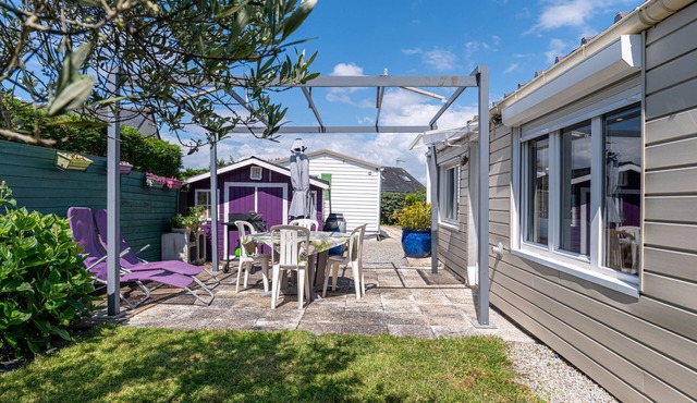 Mobile Home 'Mobilhome Rénové Sarzeau' with Private Terrace and Private Garden