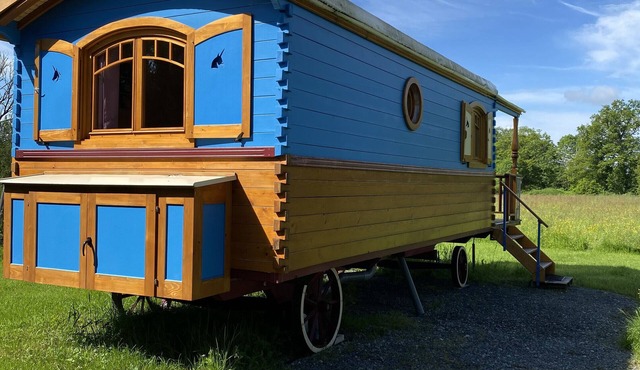 Mobile Home 'Roulotte Miranda' with Shared Pool, Wi-Fi and Air Conditioning
