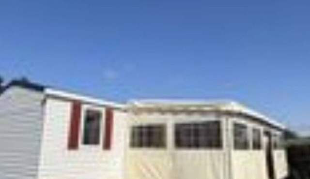 Mobile home with AC - 6 guests
