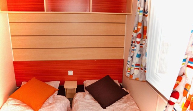 Mobile home with terrace - 4 guests