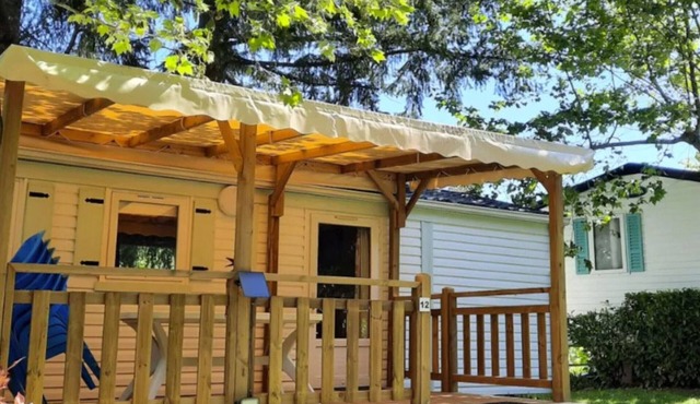 Mobile home with terrace - 4 guests