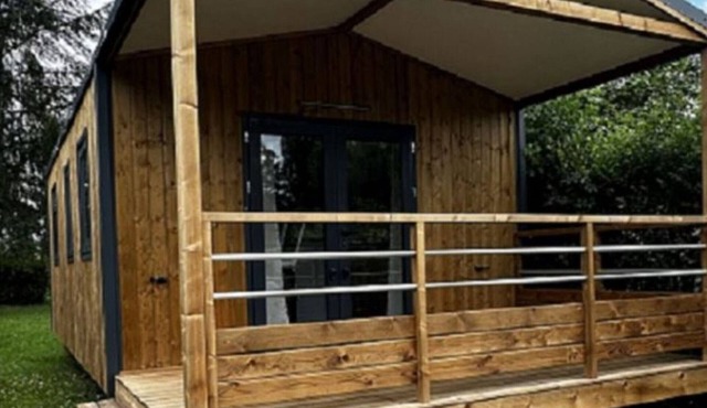Mobile Home with Terrace in Charlieu, 6 Guests