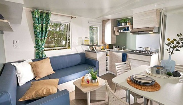 Mobile home with terrace - 6 guests