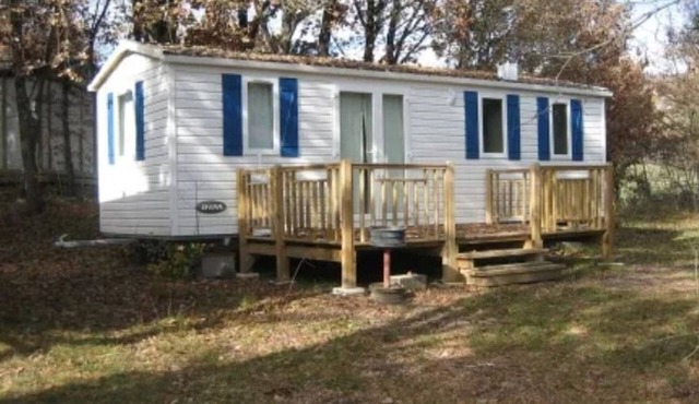 Mobile home with terrace, kitchen equipped for 4 guests