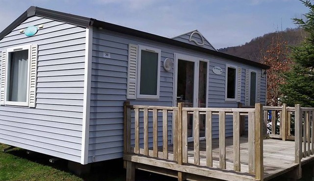 Mobile home with terrace for 4 in Vorey