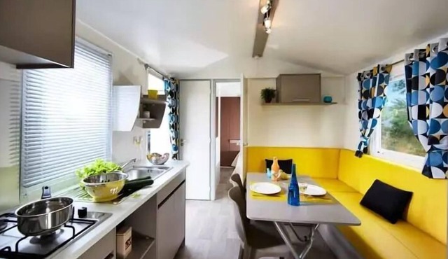 Mobilheim 25m2 2 Schlafzimmer mit TV und Klimaanlage 5 Personen