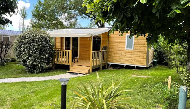 Mobilheim Holz Komfort 29m2 - 2 Schlafzimmer - überdachte Terrasse - TV 4 persons