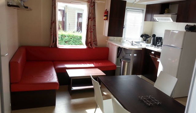 Mobilhome La Palmyre, Les Mathes, 4 * campsite "Les Charmettes"