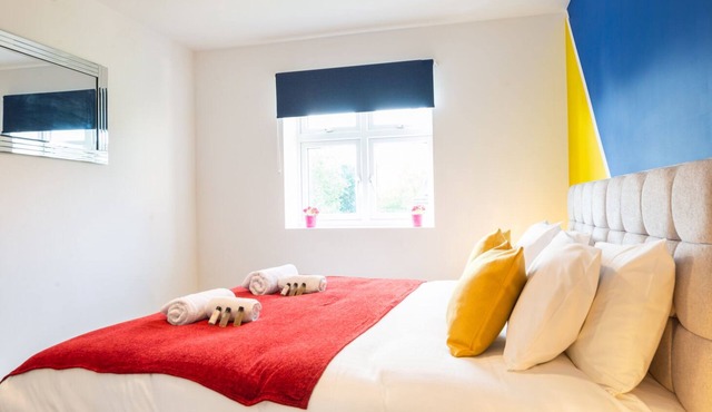 Modern 1 bed Apartment in Hatfield with Free allocated parking