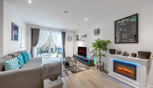 Modern 1-bed Apt in Harrow Near Heathrow Airport & Wembley