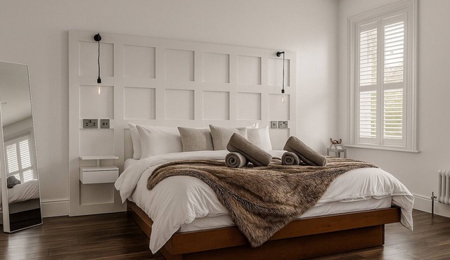 Modern 1 Bed Flat with Super King Bed in Harrogate - Fantastic Location