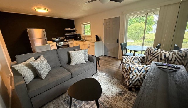 Modern 1 Bed Gem on Main St