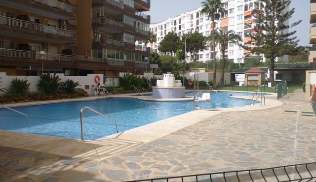 Modern 1 Bed Seafront Apt Los Boliches