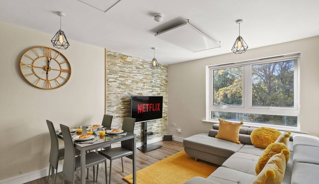 Modern 1 bedroom Catterick Flat w Free Parking