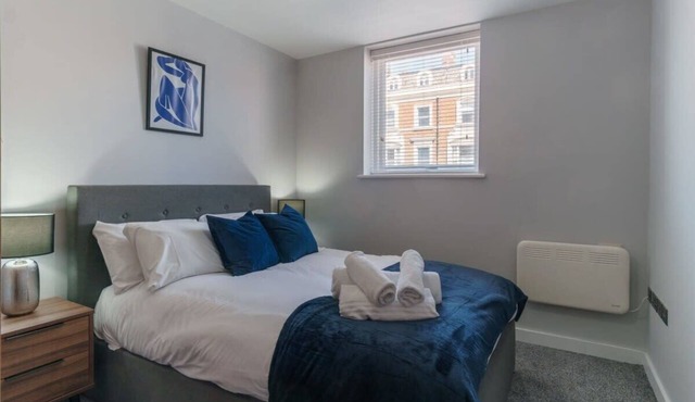 Modern 1 Bedroom Apartment in Liverpool