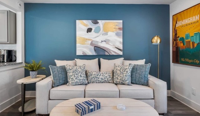 Modern 1 BR Near Downtown & Highland Golf
